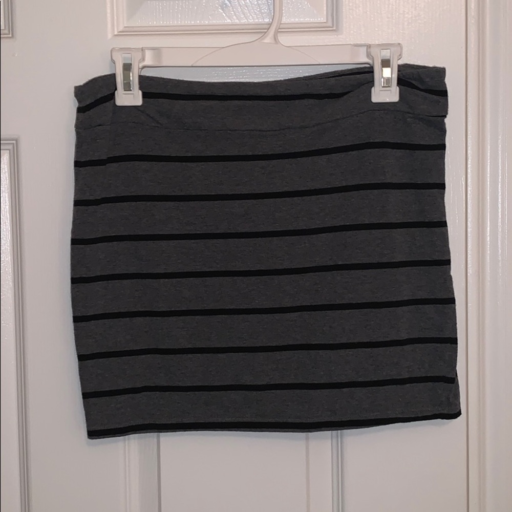 Grey and black stripped mini skirt